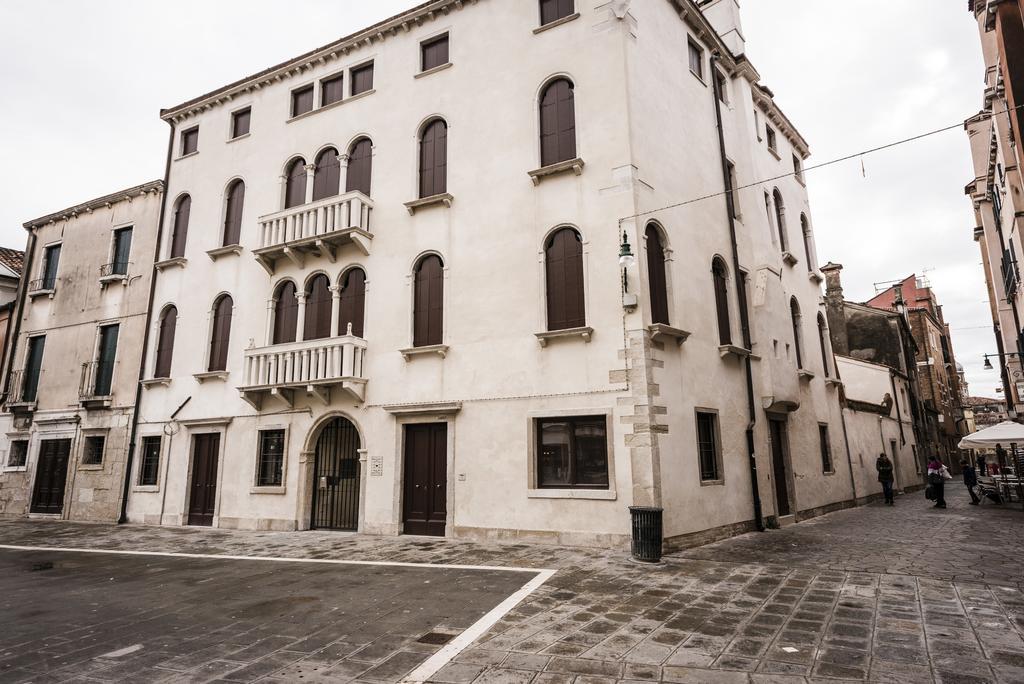 Myplace Campo Santa Margherita Apartments Veneza Exterior foto
