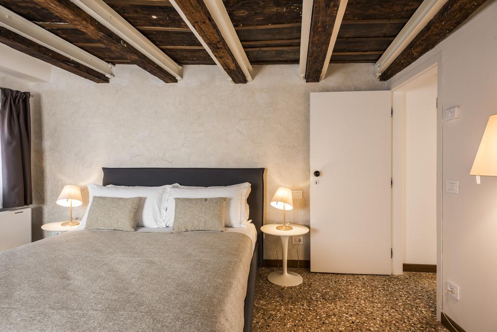 Myplace Campo Santa Margherita Apartments Veneza Exterior foto