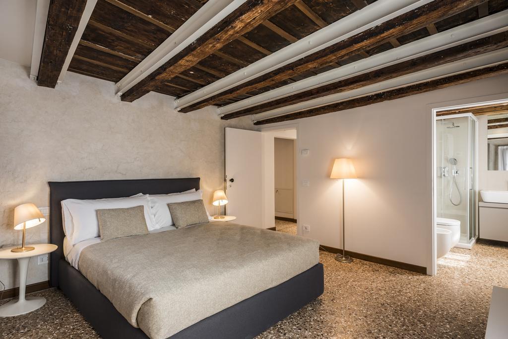 Myplace Campo Santa Margherita Apartments Veneza Exterior foto