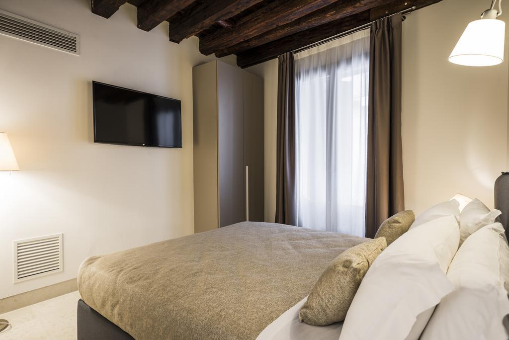 Myplace Campo Santa Margherita Apartments Veneza Exterior foto
