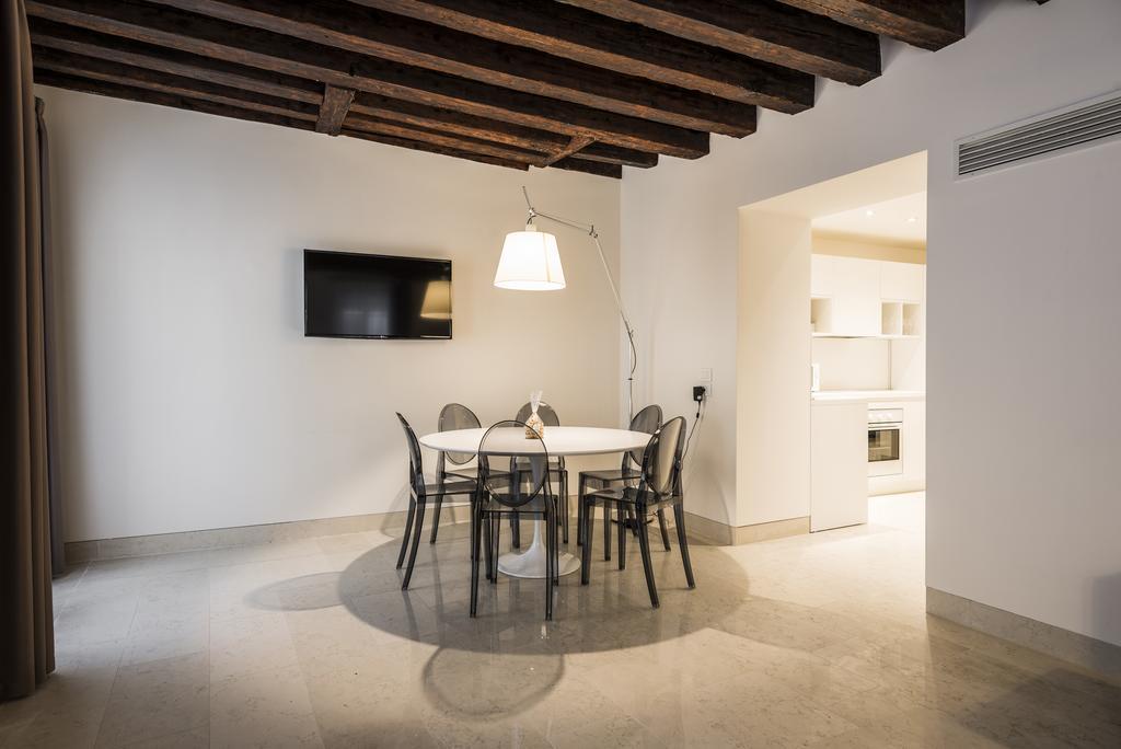 Myplace Campo Santa Margherita Apartments Veneza Exterior foto
