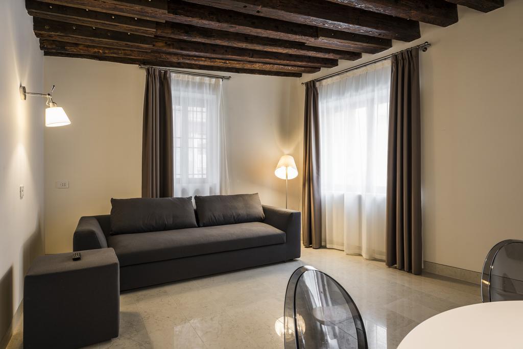 Myplace Campo Santa Margherita Apartments Veneza Exterior foto