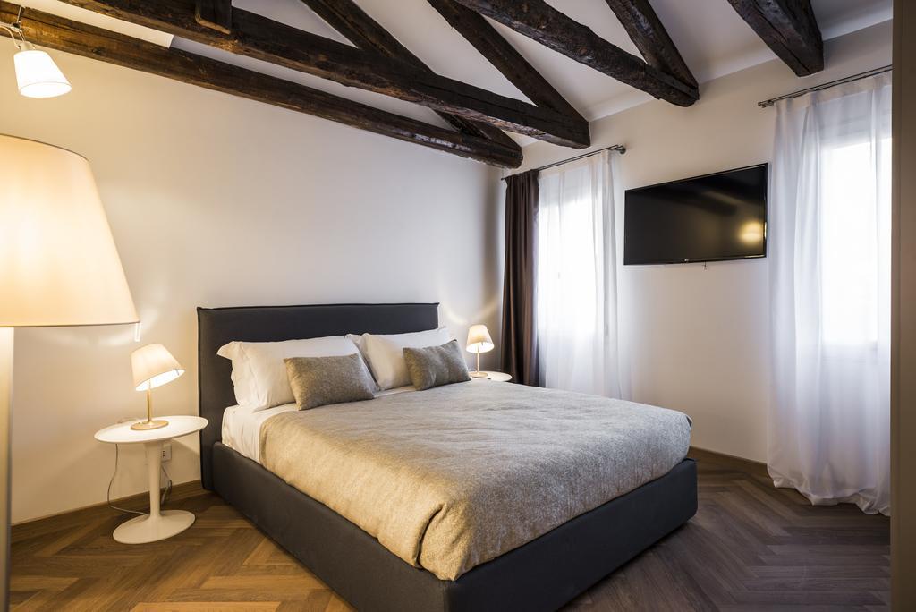 Myplace Campo Santa Margherita Apartments Veneza Exterior foto